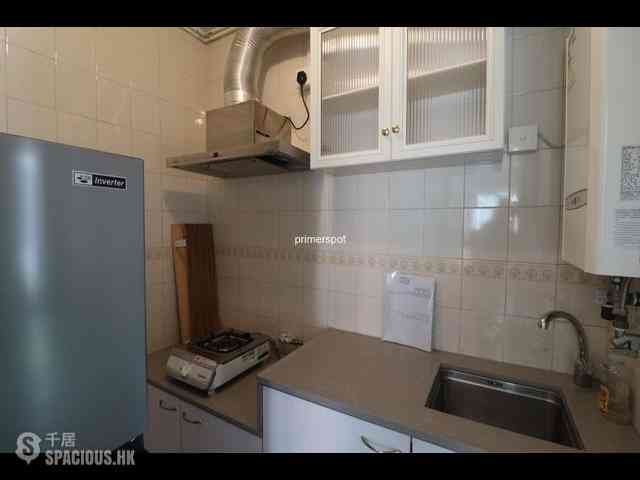 Wan Chai - Hoover Towers Block 1 07