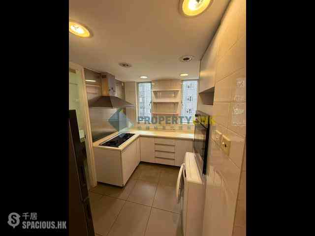 Mid Levels West - Chong Yuen 12