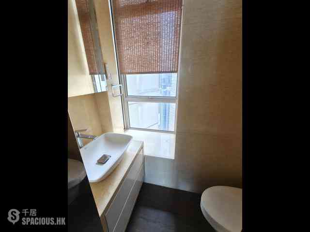 Tai Kok Tsui - One Silversea Tower 7 09