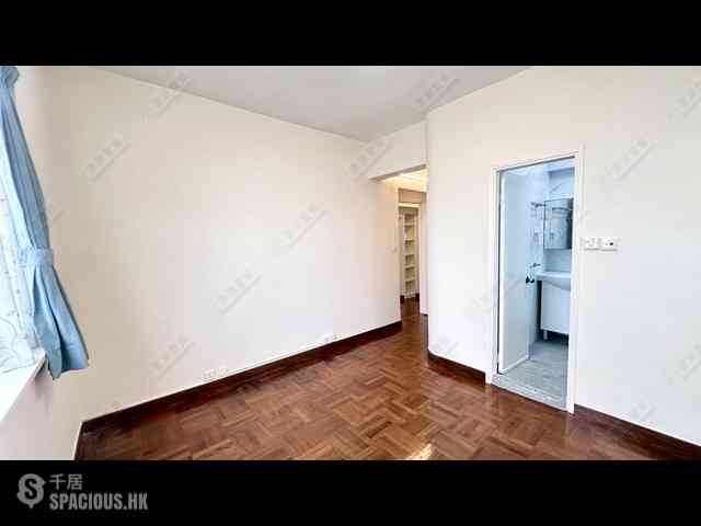 Braemar Hill - Coral Court 05