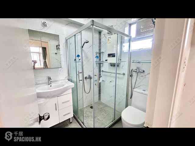 Braemar Hill - Coral Court 08