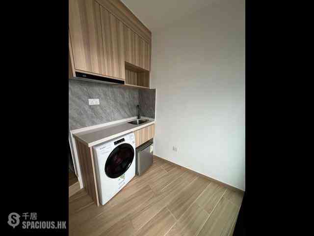 Jordan - New Lucky House 04