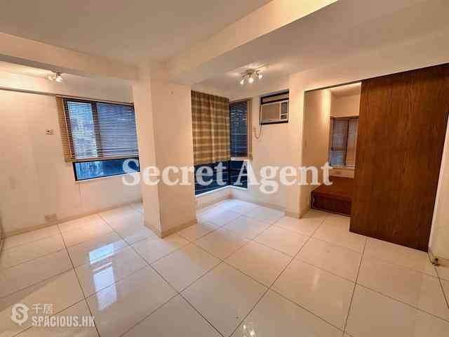 Soho - Lilian Court 01