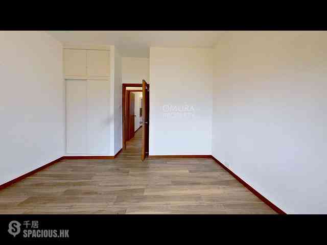 Chung Hom Kok - 30, Cape Road 13