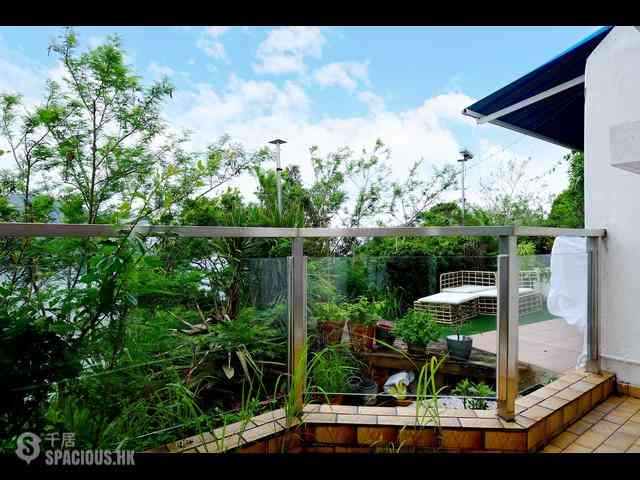 Chung Hom Kok - 30, Cape Road 19