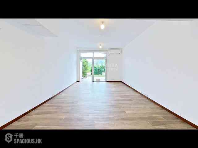 Chung Hom Kok - 30, Cape Road 19