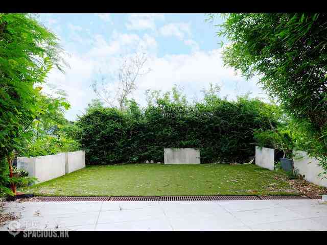 Chung Hom Kok - 30, Cape Road 22
