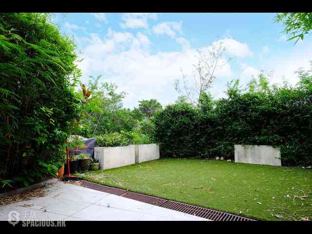 Chung Hom Kok - 30, Cape Road 23