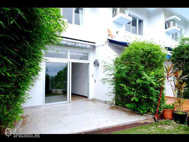 Chung Hom Kok - 30, Cape Road 24