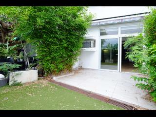 Chung Hom Kok - 30, Cape Road 25