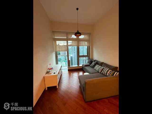 Wan Chai - The Avenue Phase 2 Block 1 04