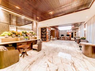 Wan Chai - The Avenue 21