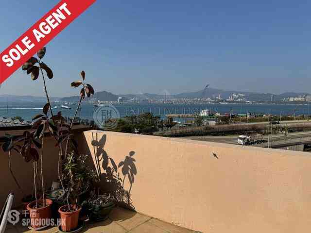 Shek Tong Tsui - Sum Way Mansion 04