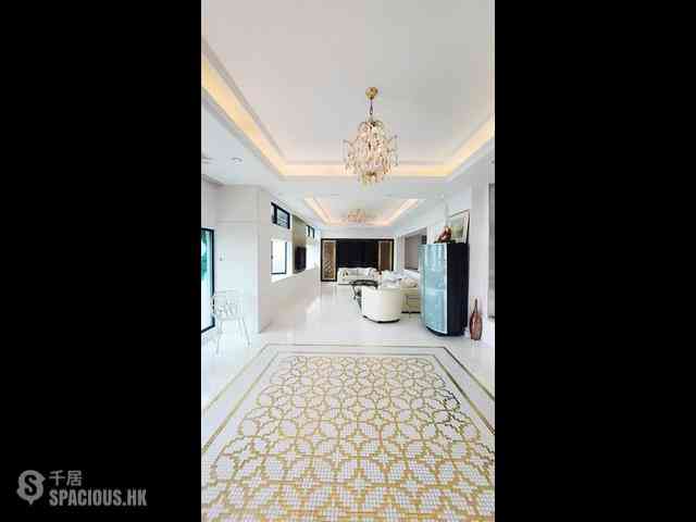Repulse Bay - 37, Repulse Bay Road 06