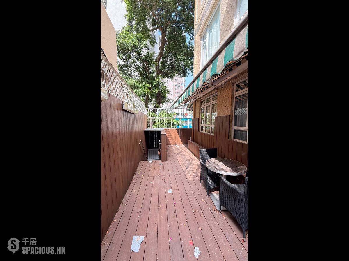 Sai Ying Pun - Chung Yin Court 01