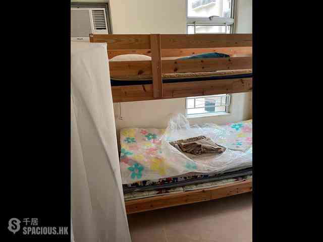 Sai Ying Pun - Yuk Ming Towers Block 1 04