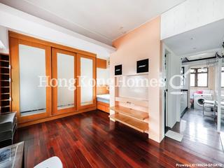 Shek Tong Tsui - Charmview Court 04