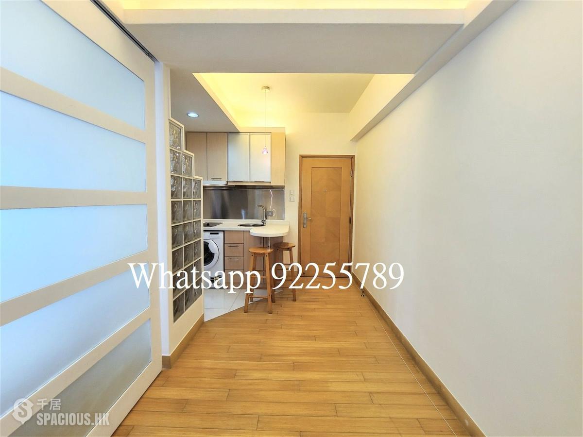 Sheung Wan - Lee Fung Building 01