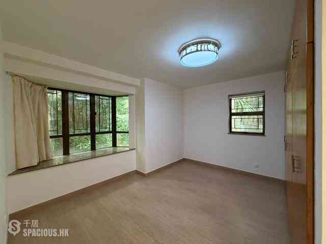 Sai Ying Pun - Ning Yeung Terrace Block B 07