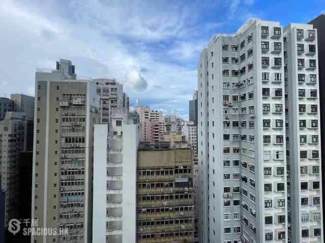 Sheung Wan - Medal Court 01