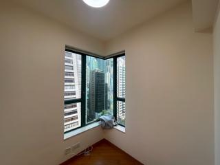 Sheung Wan - Medal Court 06