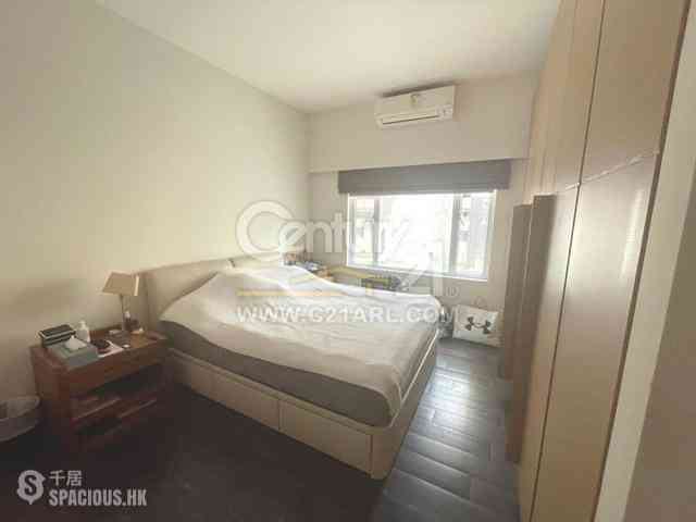 Braemar Hill - Hanking Court 05