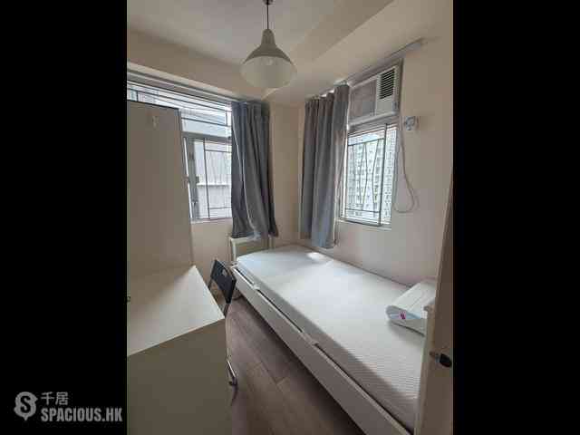 Sai Ying Pun - Wing Cheung Building 08