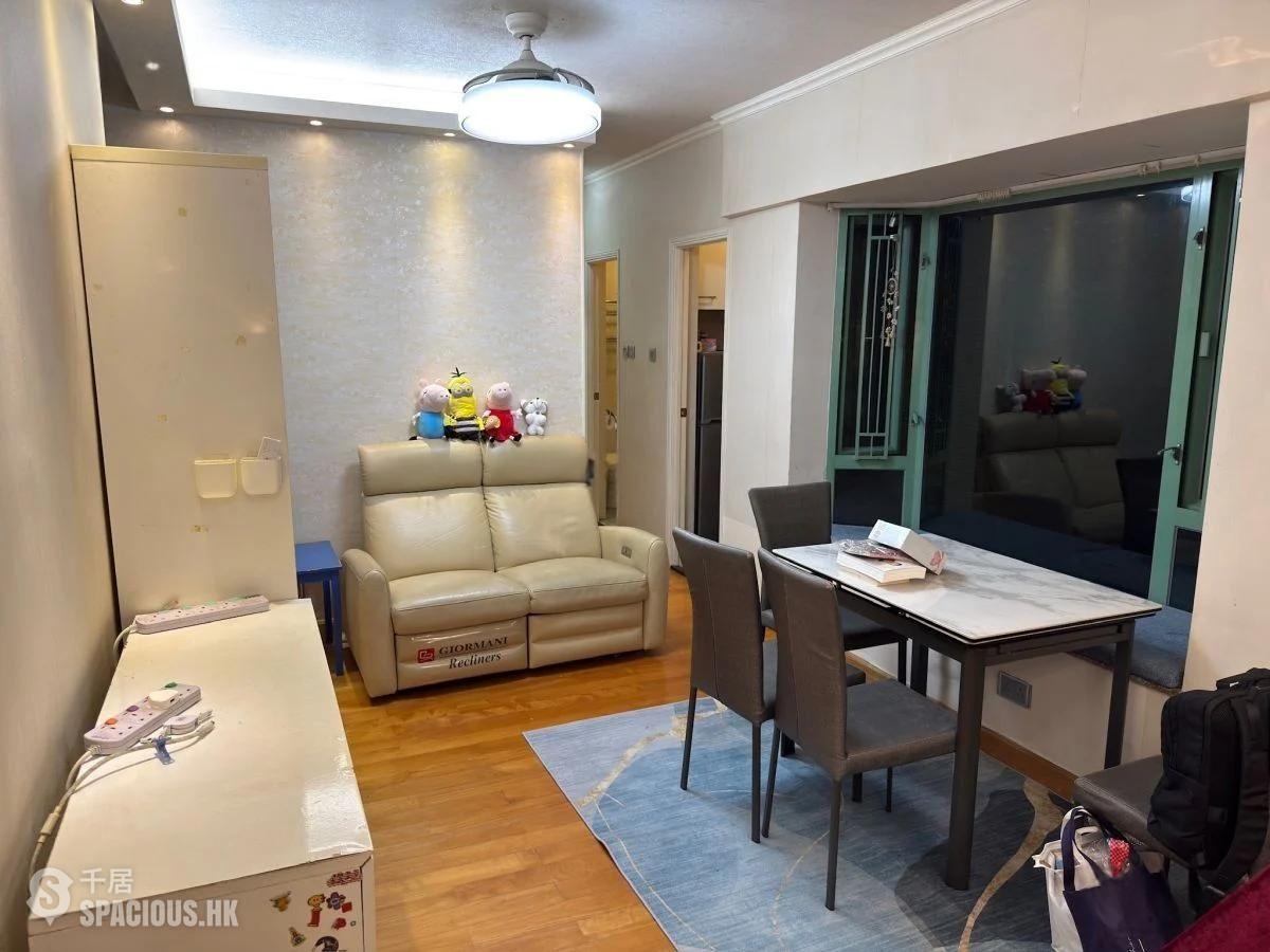 Shek Tong Tsui - Lun Fung Court 01