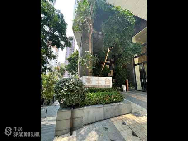 Sai Ying Pun - The Summa Block 1 07