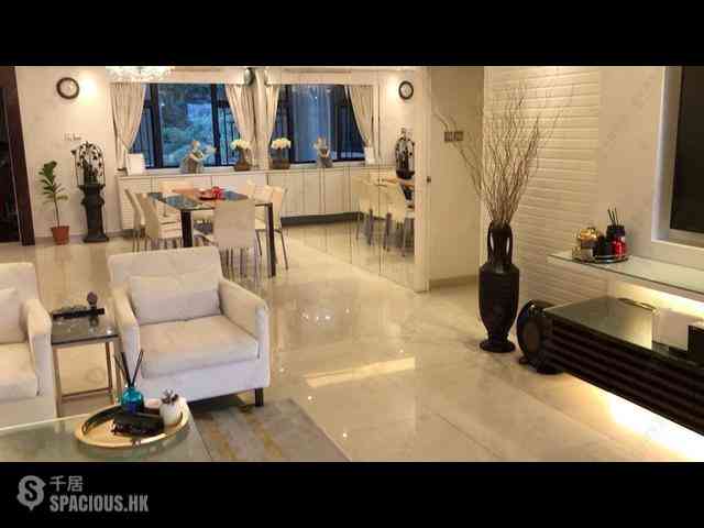 Pok Fu Lam - Baguio Villa Block 42 06