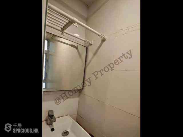 Kennedy Town - Hoi Tao Building Block B 09