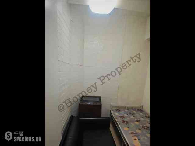 Kennedy Town - Hoi Tao Building Block B 08