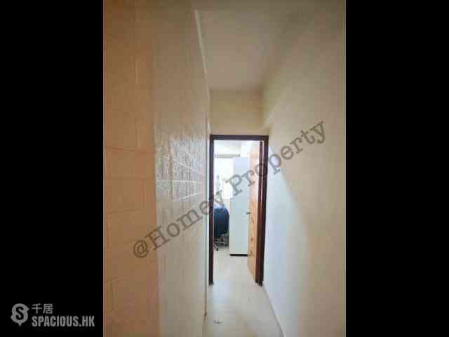Kennedy Town - Hoi Tao Building Block B 03