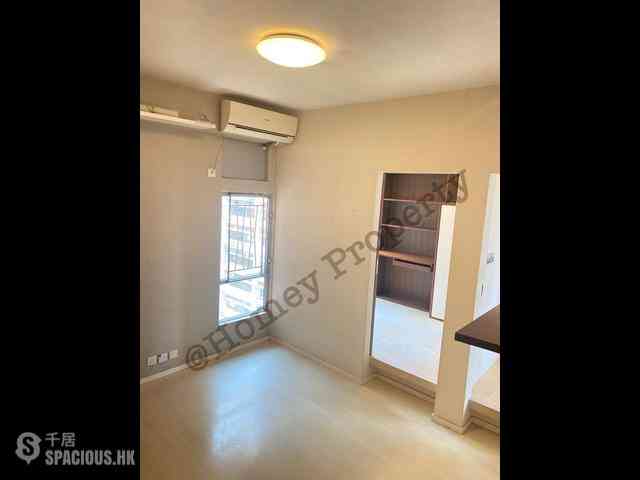Causeway Bay - Lok Sing Centre Block A 04