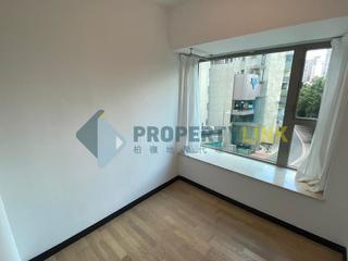 Sai Ying Pun - Centre Place 04