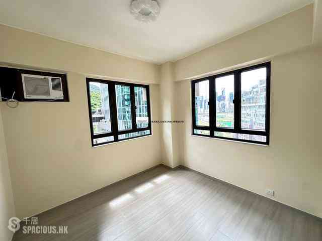 Happy Valley - Paramount Mansion 01