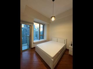 Wan Chai - The Avenue Phase 2 Block 1 07