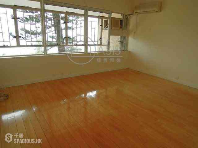 Pok Fu Lam - Bisney Villas 03