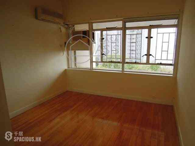 Pok Fu Lam - Bisney Villas 04