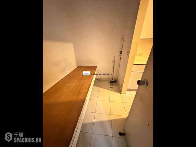 Happy Valley - 2, Wang Tak Street 13