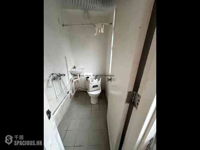 Happy Valley - 2, Wang Tak Street 12