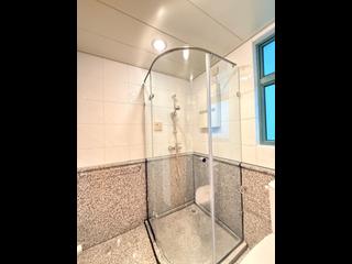 Mid Levels West - 80 Robinson Road 17