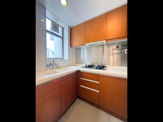 Sai Ying Pun - Island Crest 11