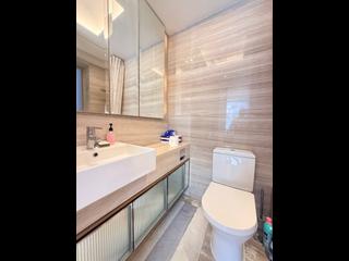 Sai Ying Pun - Island Crest 12
