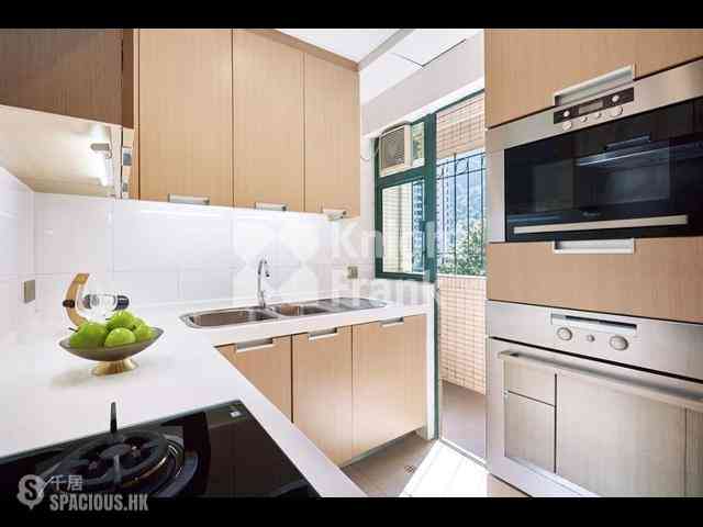 Mid Levels Central - Hillsborough Court 03