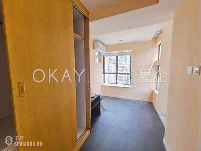 Sai Ying Pun - Smiling Court 08