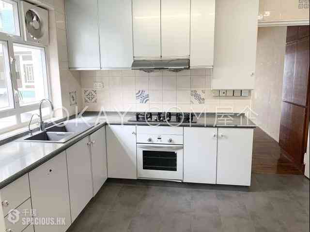Stubbs Road - Evergreen Villa 11
