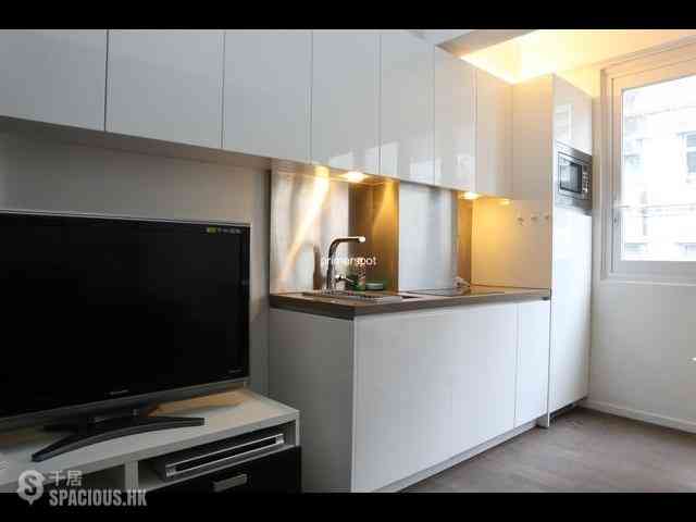 Central - 1-3, Shin Hing Street 04