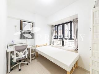 Shek Tong Tsui - Yick Fung Garden Block A 05