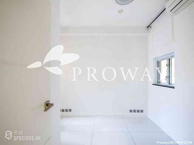 Pok Fu Lam - Baguio Villa Block 26 07